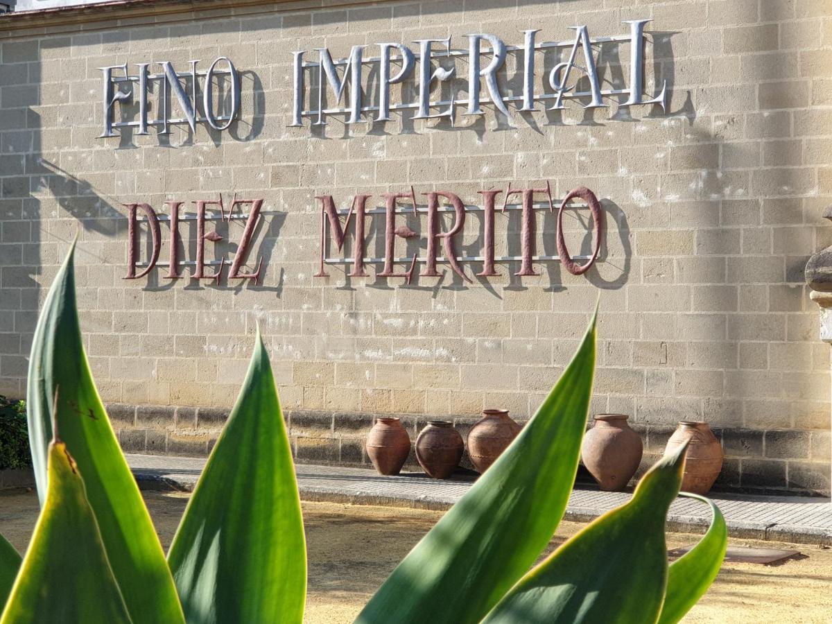 Sherryflat Mérito - Parking Jerez de la Frontera Esterno foto